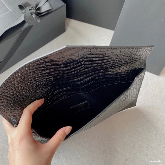 YSL UPTOWN POUCH 0804